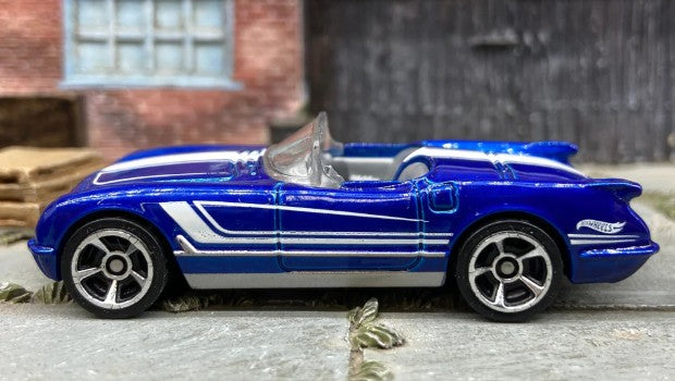 Hot Wheels 2018 #192/365 '55 Corvette, NEW/LOOSE, blue