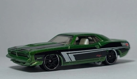 Hot Wheels 2015 #199/250 '70 Plymouth AAR Cuda, NEW/LOOSE, green