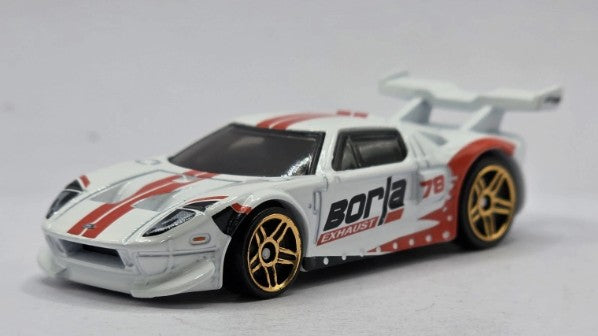 Hot Wheels 2025 #159/250 Ford GT, NEW/LOOSE, white
