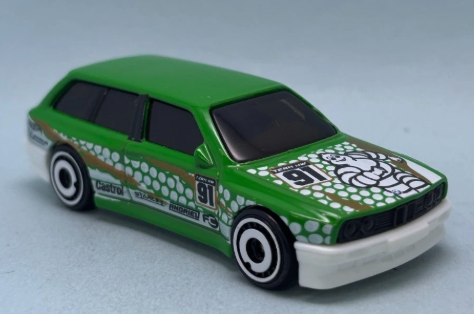 Hot Wheels 2025 #245/250 BMW M3 Wagon, NEW/LOOSE, green