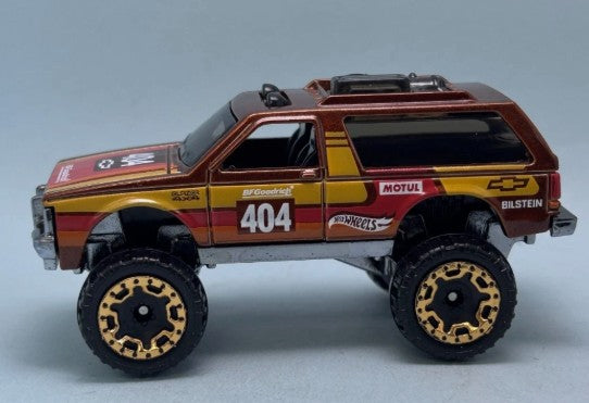 Hot Wheels 2025 #081/250 Chevy Blazer 4x4, NEW/LOOSE, brown