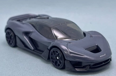 Hot Wheels 2025 #142/250 McLaren W1, NEW/LOOSE, grey