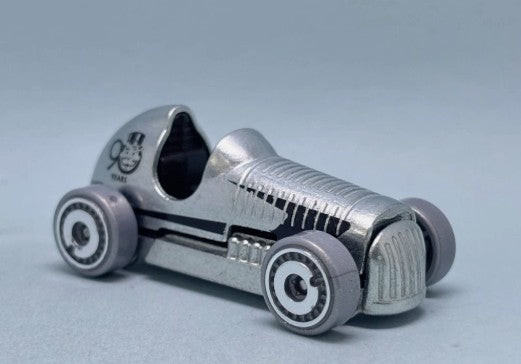 Hot Wheels 2026 #005/250 Pass 'N Go, NEW/LOOSE, silver