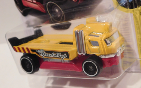 Hot Wheels 2017 #260/365, The Haulinator, NEW/LOOSE, yellow