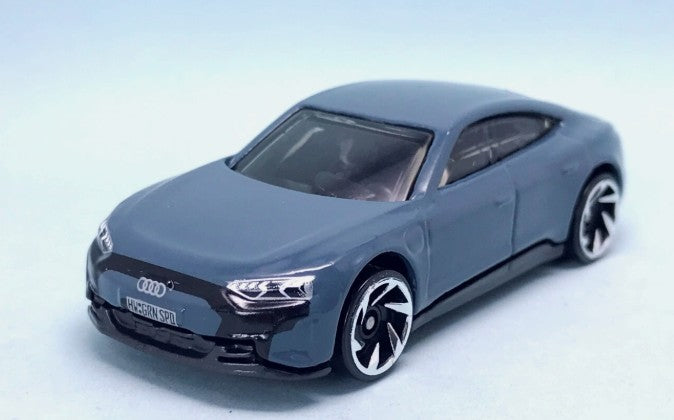 Hot Wheels 2023 #109/250 Audi RS e-Tron GT, NEW/LOOSE, kemora grey