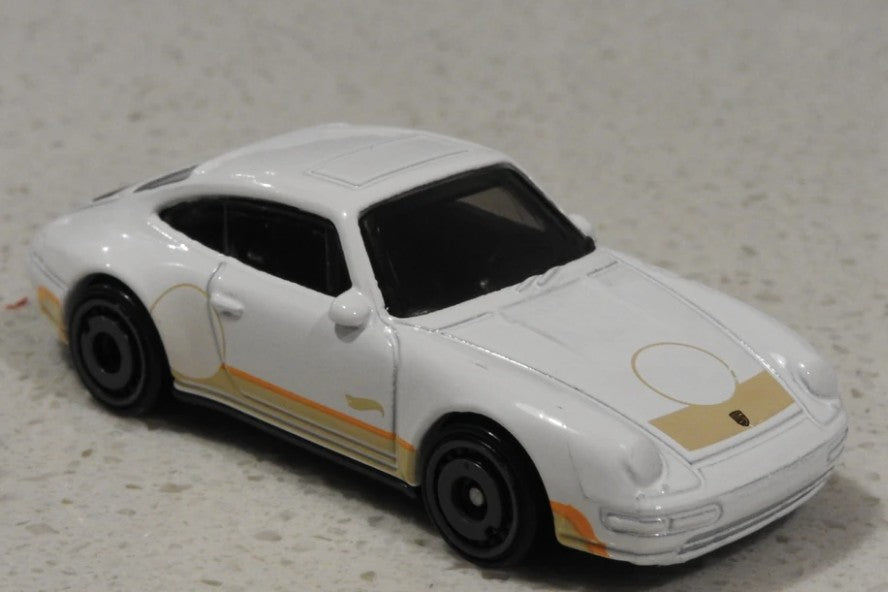 Hot Wheels 2021 #016/250 '96 Porsche Carrera, NEW/LOOSE, white