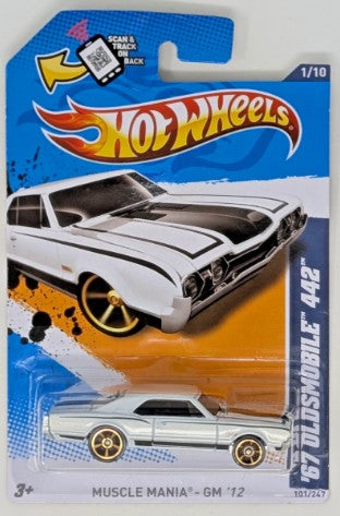 Hot Wheels 2012 #101/247, '67 Oldsmobile 442, white