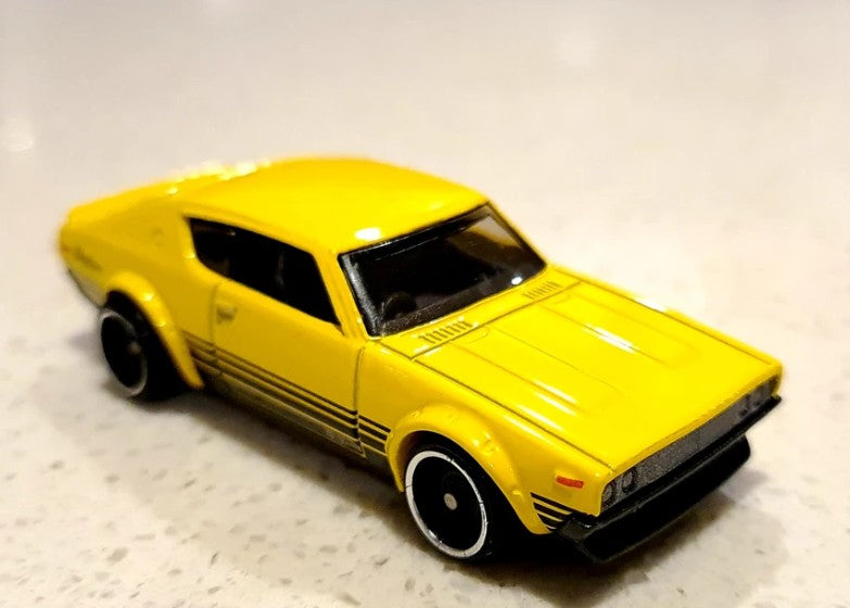 Hot Wheels 2021 #180/250, Nissan Skyline 2000 GT-R, NEW/LOOSE, yellow