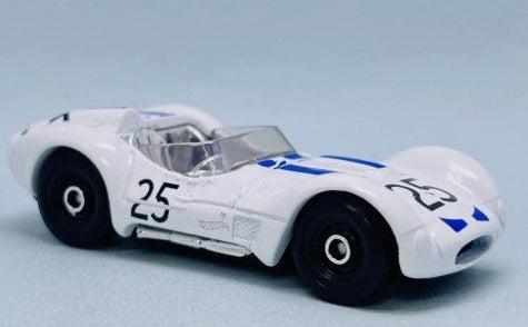 Hot Wheels 2026 #123/250, Maserati Tipo 61, NEW/LOOSE, white