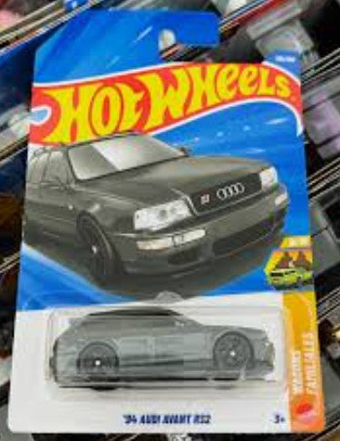 Hot Wheels 2026 #175/250 '94 Audi Avant RS2, grey