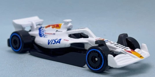 Hot Wheels 2026 #068/250, Visa Cash App Racing Bulls Formula One, NEW/LOOSE, white