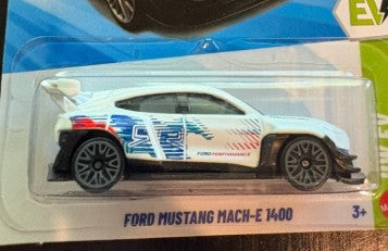 Hot Wheels 2026 #008/250 Ford Mustang Mach-E 1400, NEW/LOOSE, white