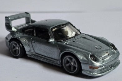 Hot Wheels 2026 Premium Modern Classics 4/5, Porsche 993 GT2, NEW/LOOSE, silver