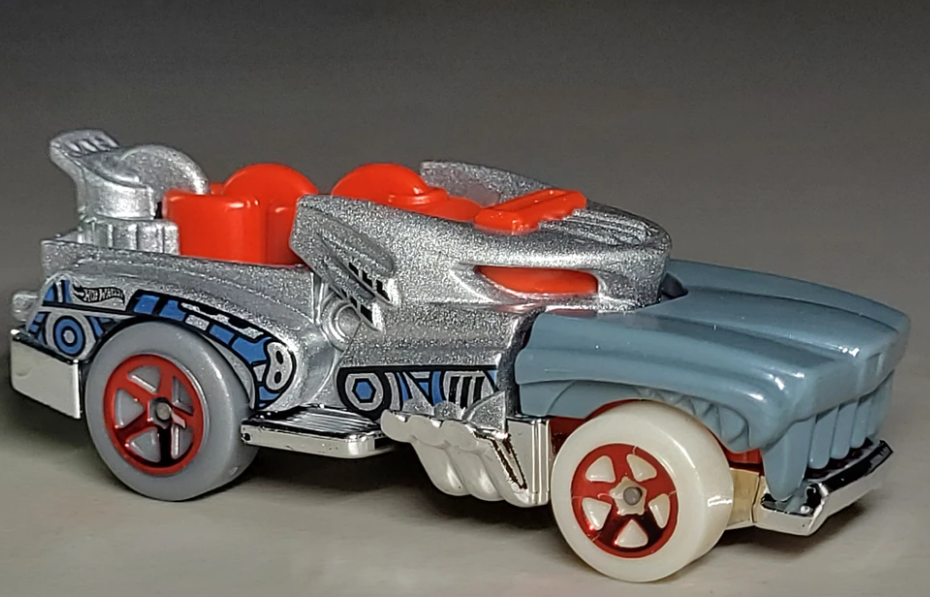 Hot Wheels 2025 Multipack Exclusive, Hotweiler, NEW/LOOSE, silver