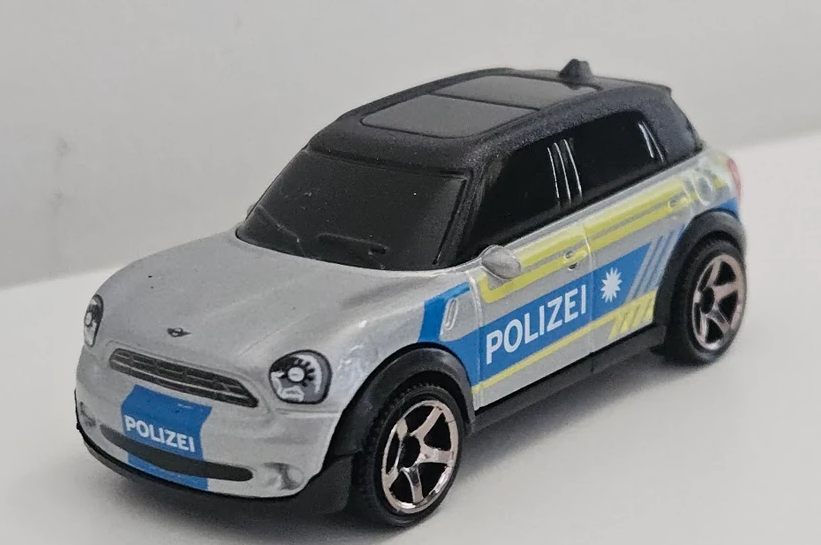 Matchbox 2026 Multipack Exclusive, 2011 MINI Cooper Countryman, NEW/LOOSE, silver