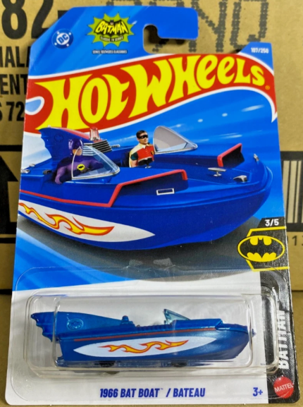 Hot Wheels 2026 #107/250 1966 Bat Boat, blue