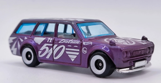 Hot Wheels 2023 #235/250 '71 Datsun Bluebird 510 Wagon, NEW/LOOSE, purple chameleon