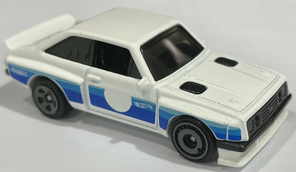 Hot Wheels 2023 #004/250, Ford Escort RS2000, NEW/LOOSE, white