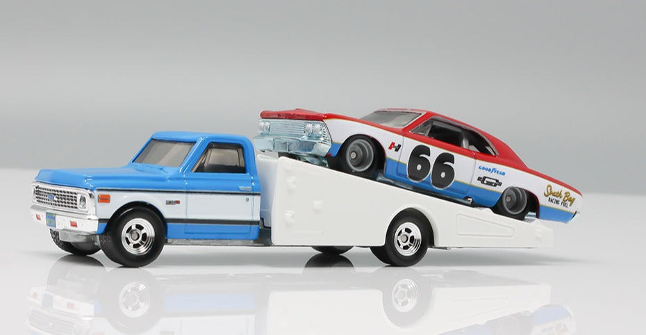 Hot Wheels Car Culture Team Transport #64 '66 Chevelle & '72 Chevy Ramp Truck, NEW/LOOSE