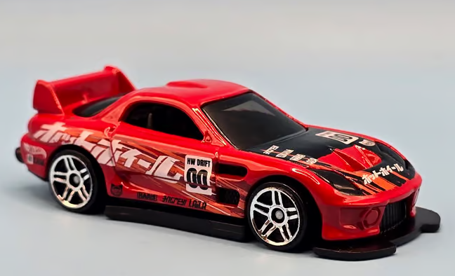 Hot Wheels 2026 #038/250 24/Seven, NEW/LOOSE, red