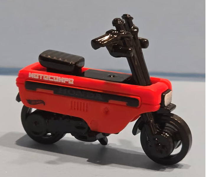 Hot Wheels 2025 #181/250 Honda Motocompo, NEW/LOOSE, red