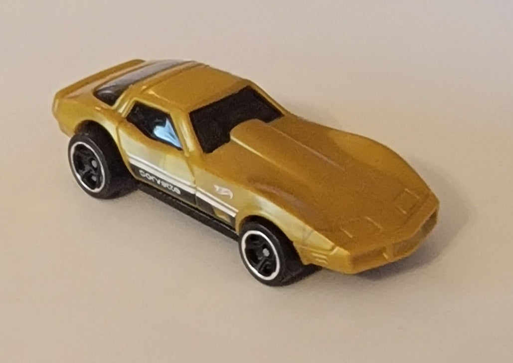 Hot Wheels Multipack Exclusive Corvette Stingray, NEW/LOOSE, gold