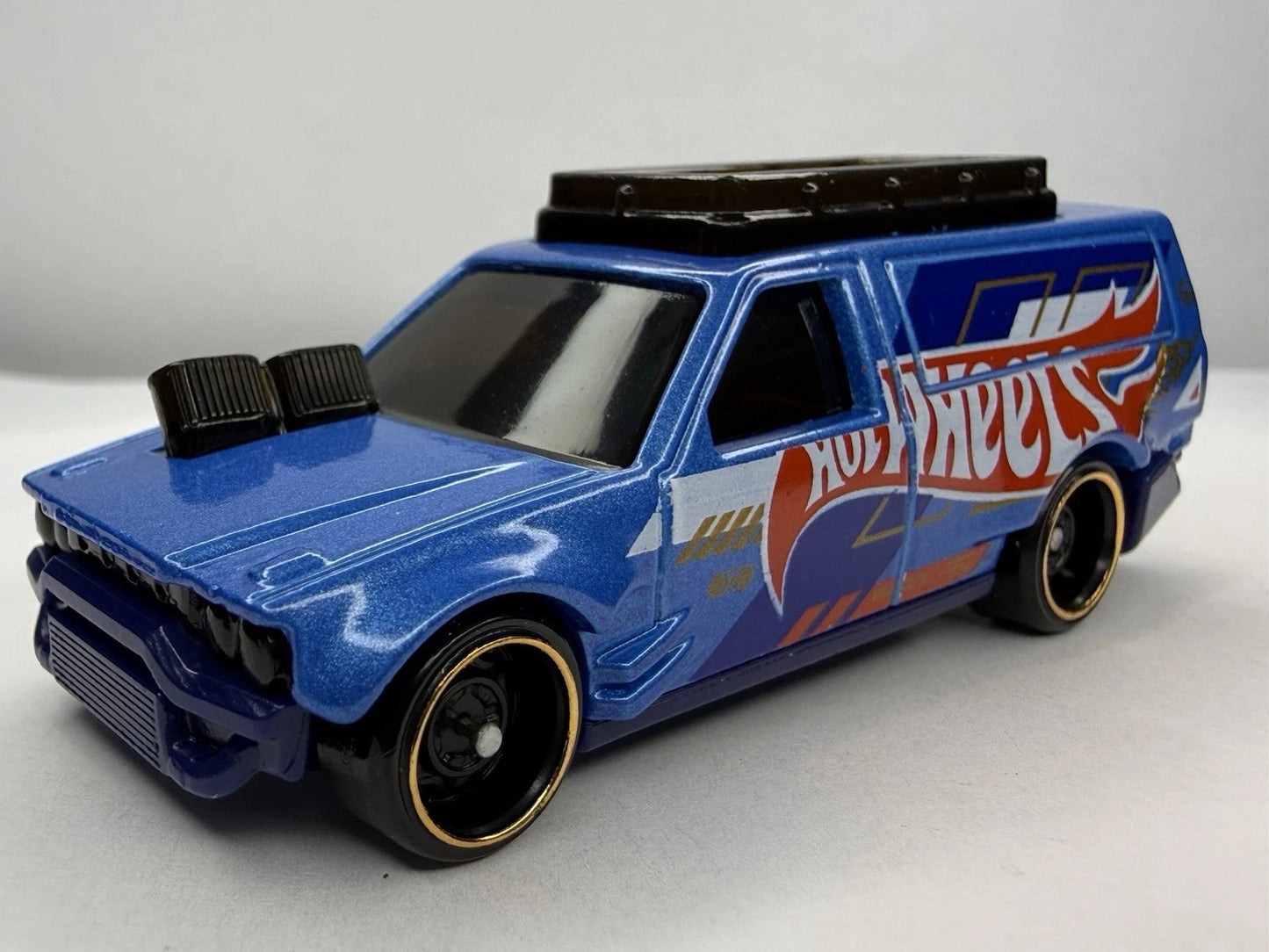 Hot Wheels 2026 #109/250, Time Shifter, NEW/LOOSE, blue