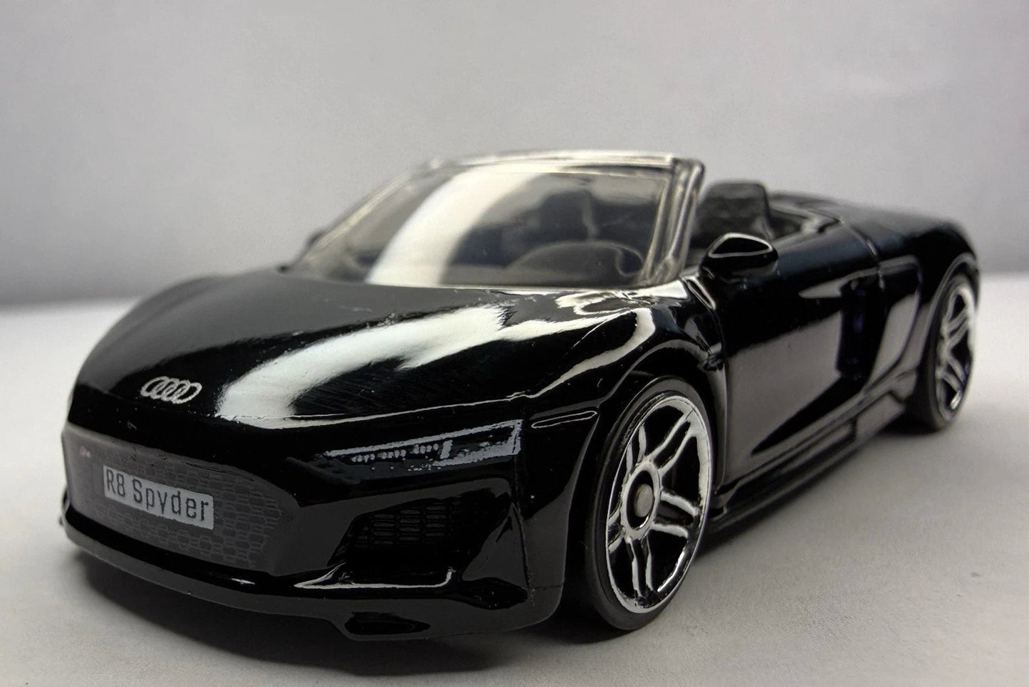Hot Wheels 2026 #130/250, 2019 Audi RS Spyder, NEW/LOOSE, black