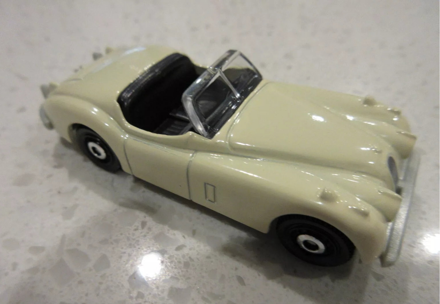 Matchbox Multipack Exclusive, 1956 Jaguar XK140, NEW/LOOSE, cream
