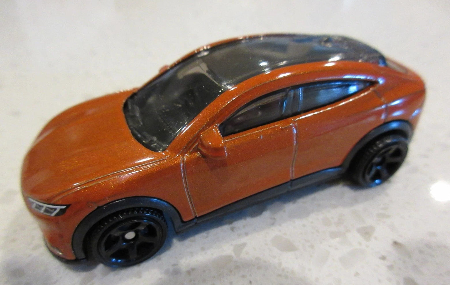 Matchbox 2025 #039/125 2021 Ford Mustang Mach-E, NEW/LOOSE, metalflake orange