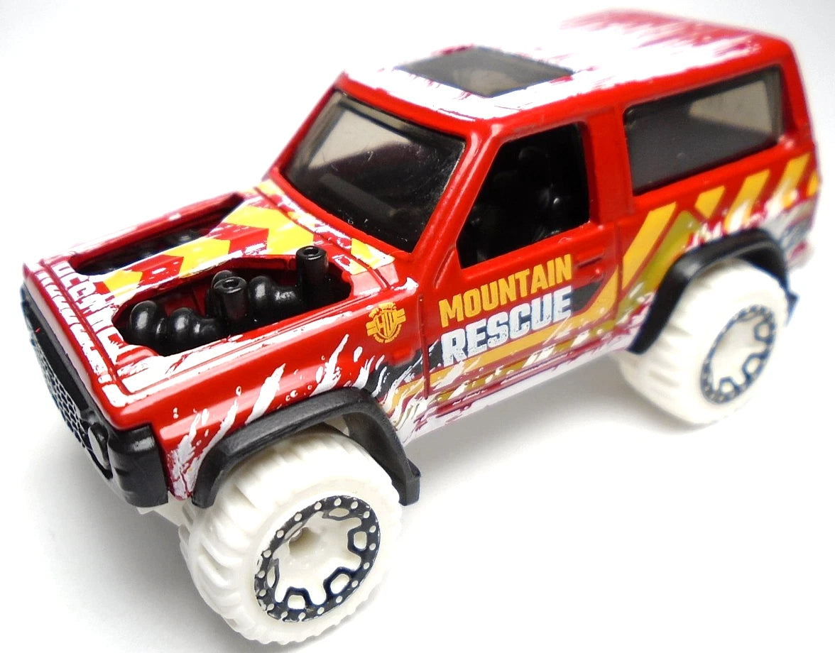Hot Wheels 2024 #034/250, Nissan Patrol Custom, NEW/LOOSE, red