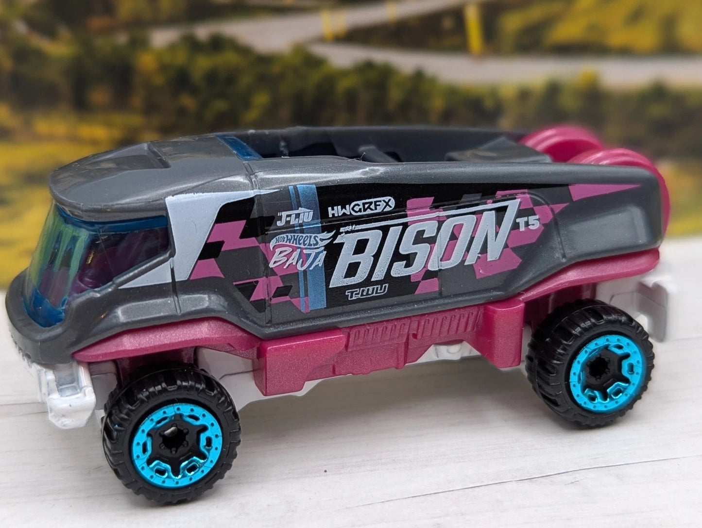 Hot Wheels 2026 Multipack Exclusive, Baja Bison T5, NEW/LOOSE, grey