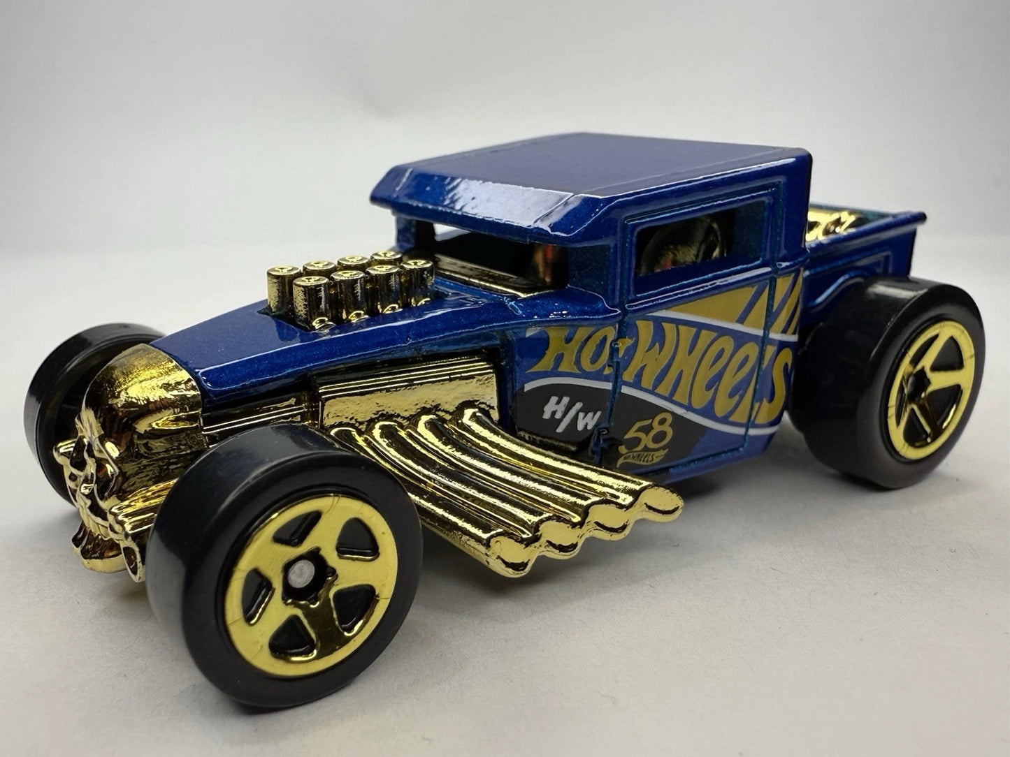 Hot Wheels 2026 58th Anniversary Mix A, 1/6 Bone Shaker, NEW/LOOSE, blue and gold