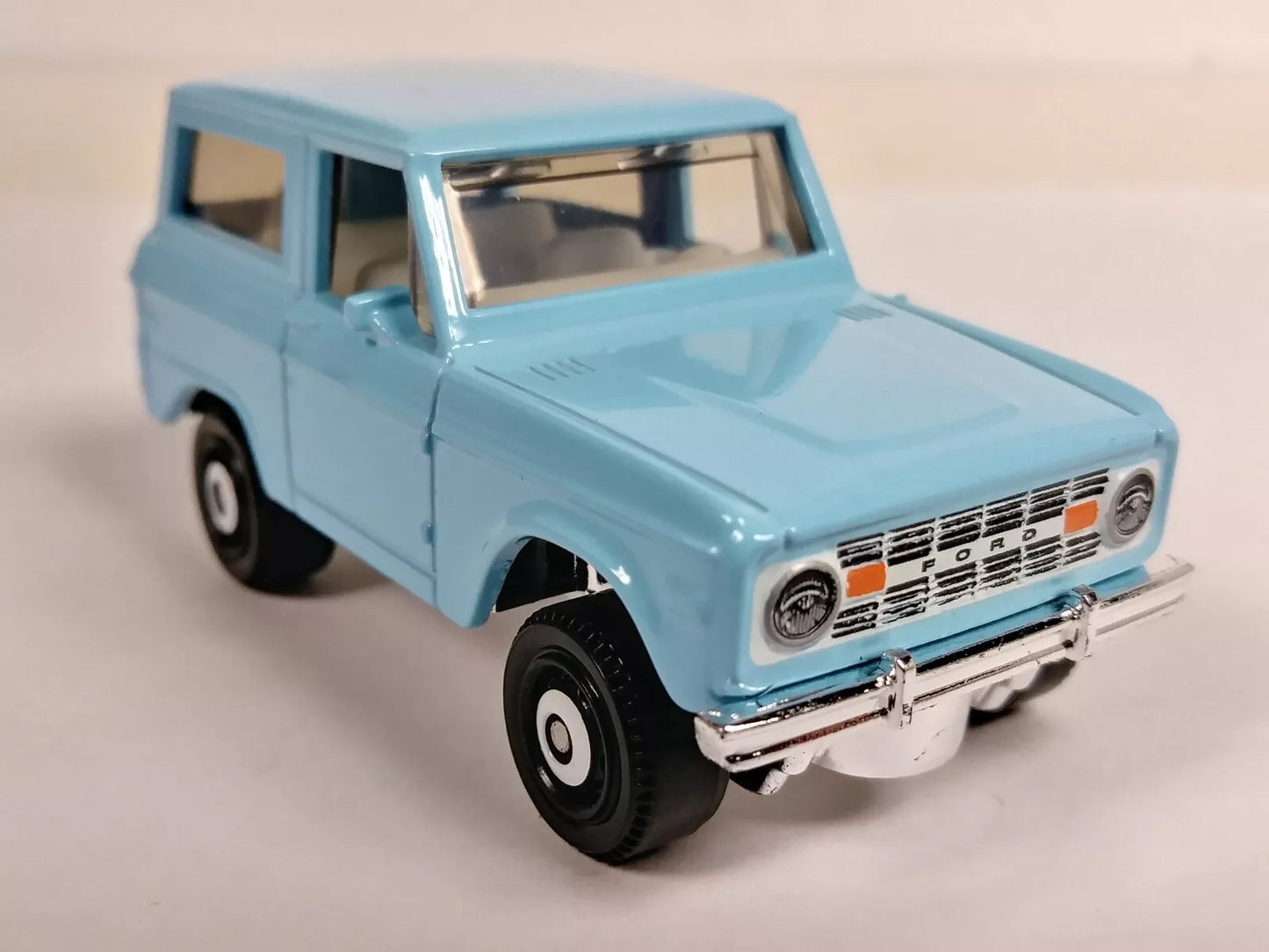 Matchbox 2024 #029/100 1970 Ford Bronco, NEW/LOOSE, light blue