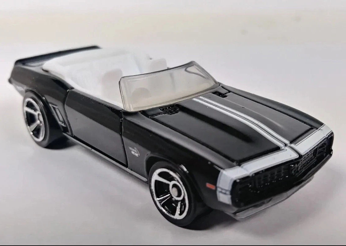 Hot Wheels 2022 #222/250 '69 Camaro Convertible, NEW/LOOSE, black
