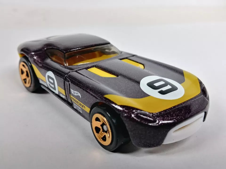 Hot Wheels 2023 #165/250 Fast Felion, NEW/LOOSE, metalflake dark maroon