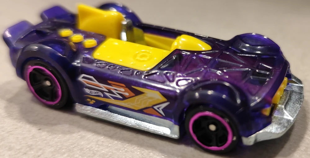 Hot Wheels 2025 #063/250 Monteracer, NEW/LOOSE, translucent purple