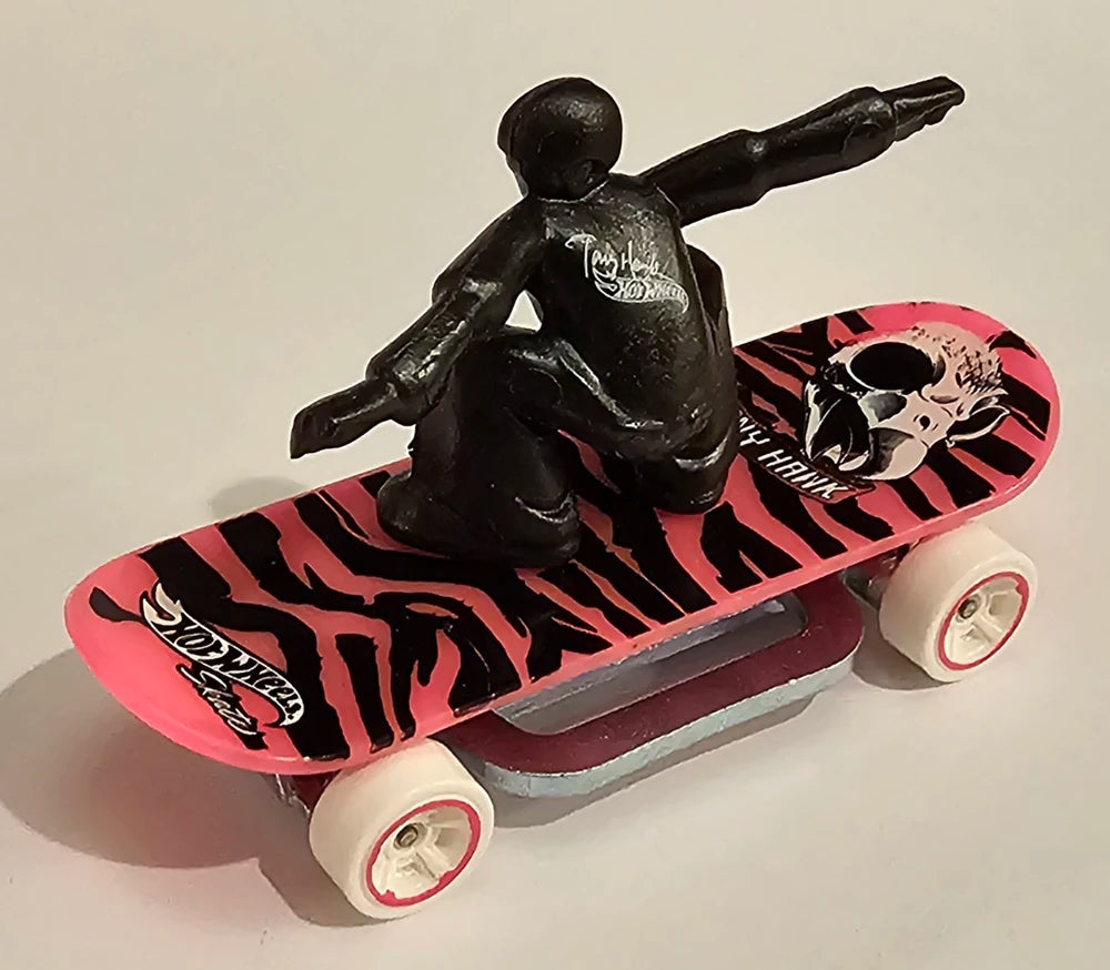Hot Wheels 2023 #042/250 Skate Grom, NEW/LOOSE, pink