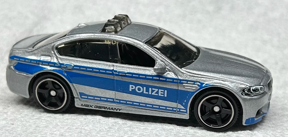 Matchbox 2025 European Series 2/5, BMW M5 Police, NEW/LOOSE, metalflake silver