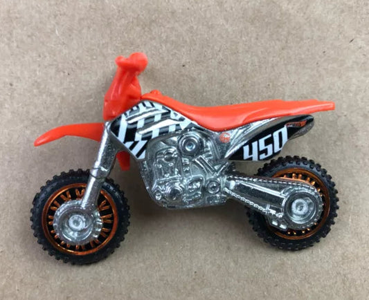 Hot Wheels 2024 #130/250 HW450F, NEW/LOOSE, orange