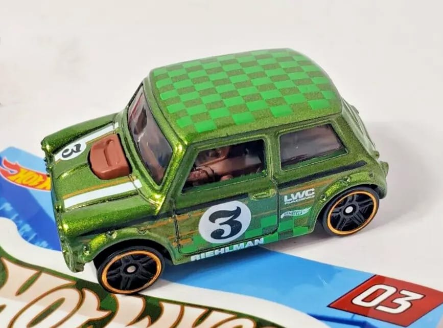 Hot Wheels 2025 Mystery Model Morris Mini, NEW/LOOSE, green