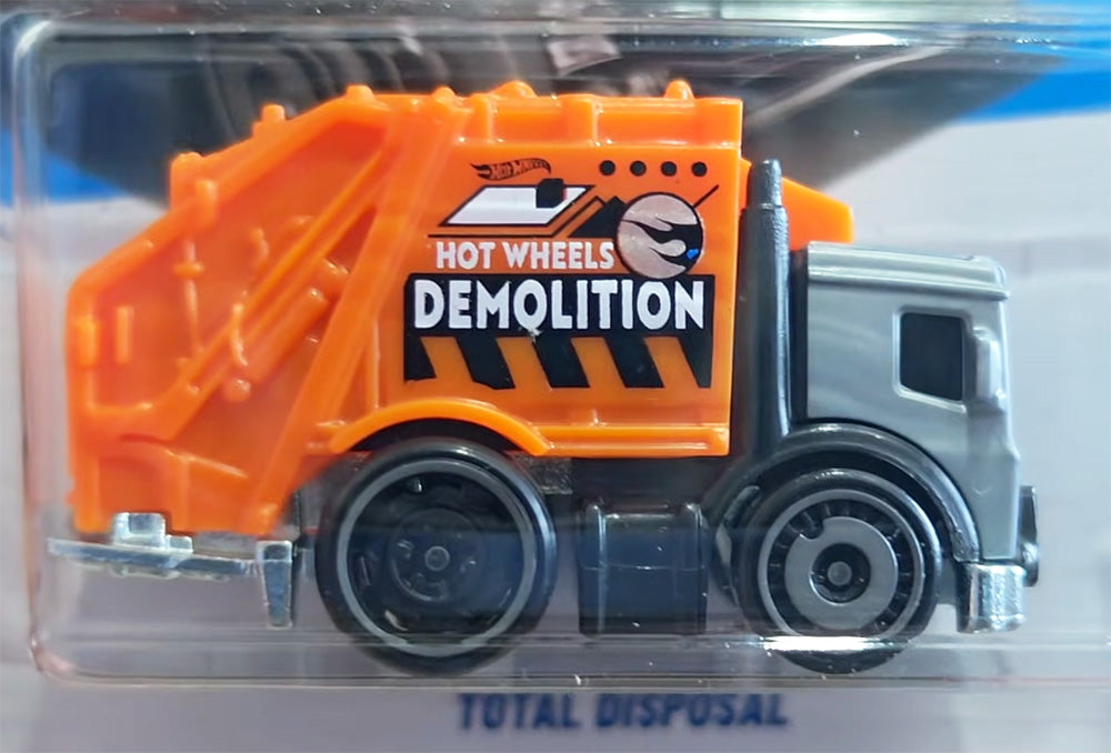 Hot Wheels 2026 #162/250 Total Disposal, TREASURE HUNT, NEW/LOOSE, grey