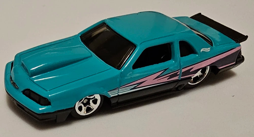 Hot Wheels 2026 Multipack Exclusive, 1988 Ford T-Bird, NEW/LOOSE, aqua