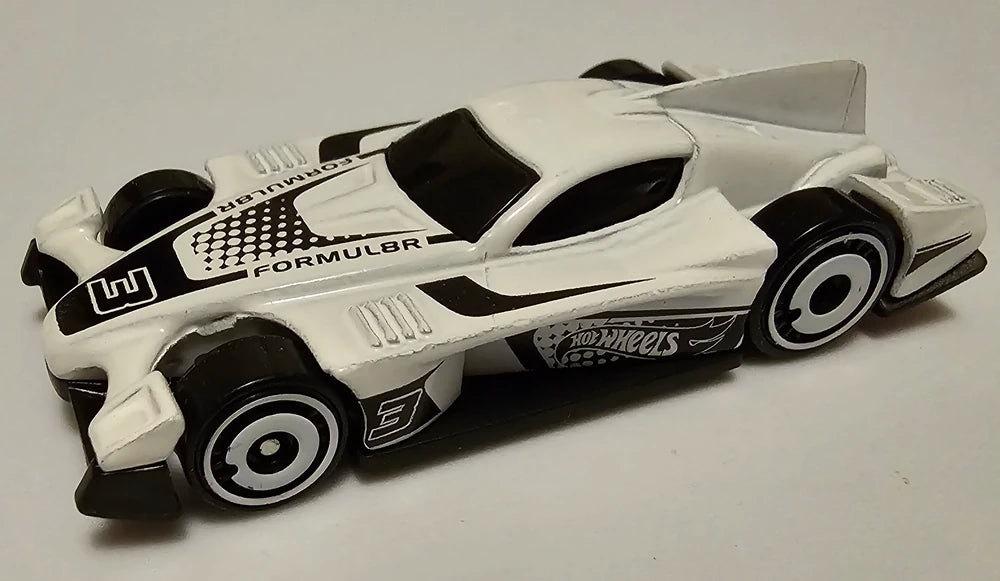Hot Wheels 2026 Multipack Exclusive, FORMUL8R, NEW/LOOSE, white