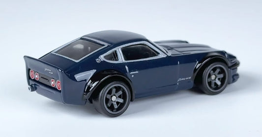 Hot Wheels 2024 Japan Historics 3/5 Nissan Fairlady Z, NEW/LOOSE, dark blue