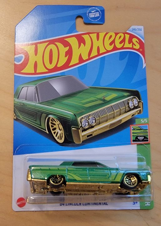 Hot Wheels 2023 #246/250 '64 Lincoln Continental, DOLLAR GENERAL EXCLUSIVE, green