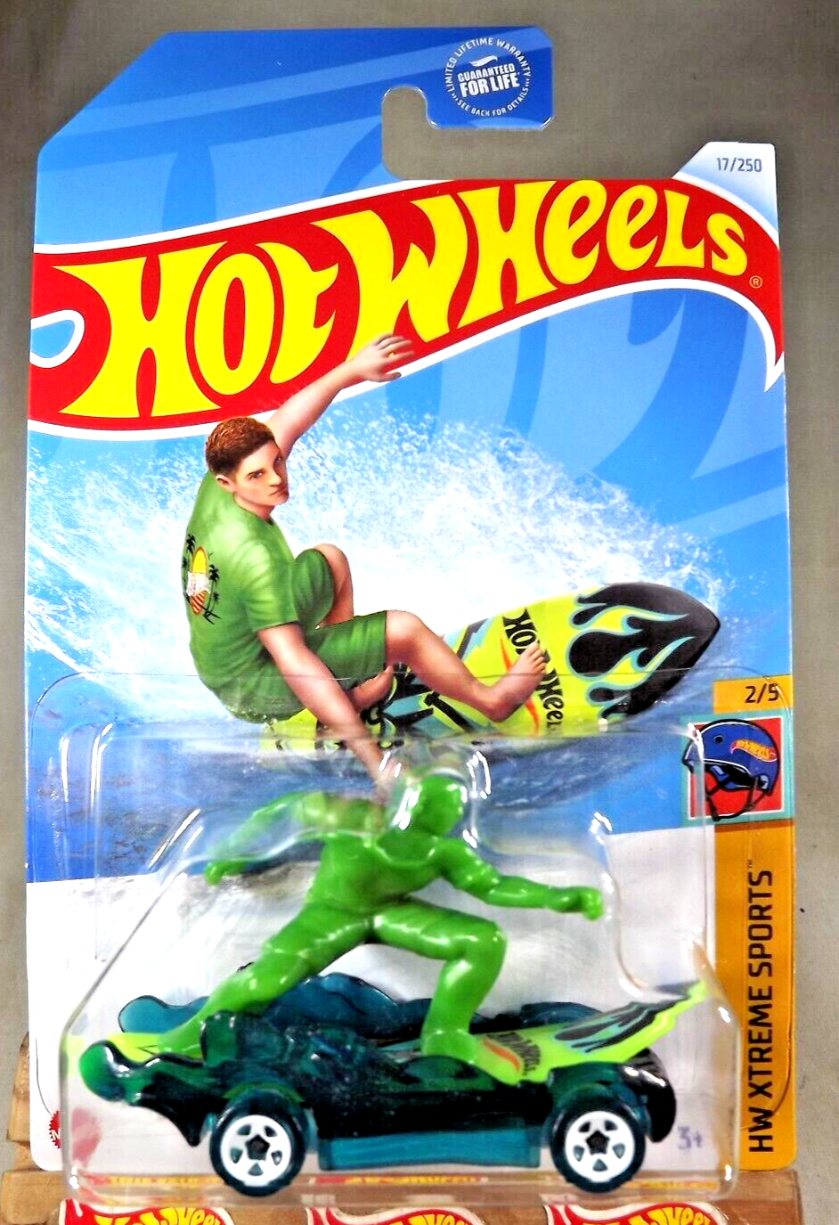 Hot Wheels 2024 #017/250 Surf's Up, clear aqua