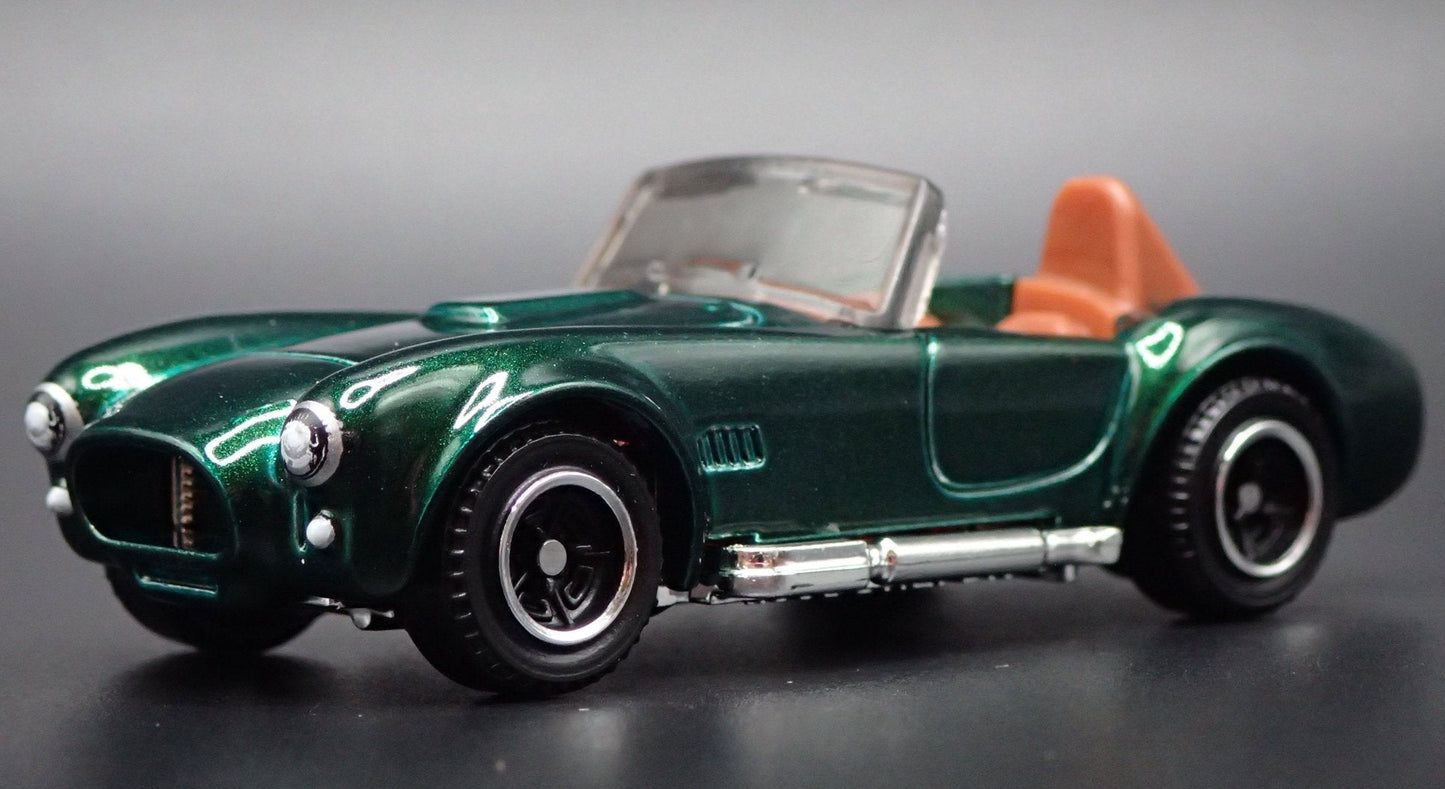 Matchbox 2026 #064/125, 1965 Shelby Cobra 427, NEW/LOOSE, green
