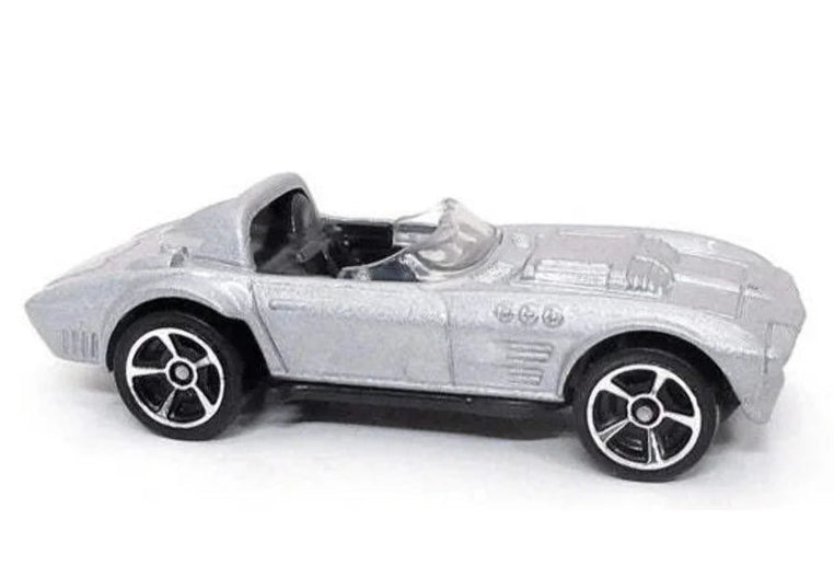 Hot Wheels 2023 #154/250 "Fast & Furious" Corvette Grand Sport Roadster, NEW/LOOSE, metalflake silver