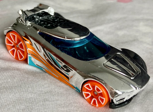 Hot Wheels 2023 Advent Calendar, Chicane, NEW/LOOSE, chrome